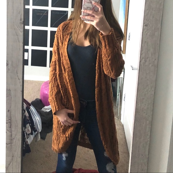 American Eagle Cardigan - Picture 2 of 2